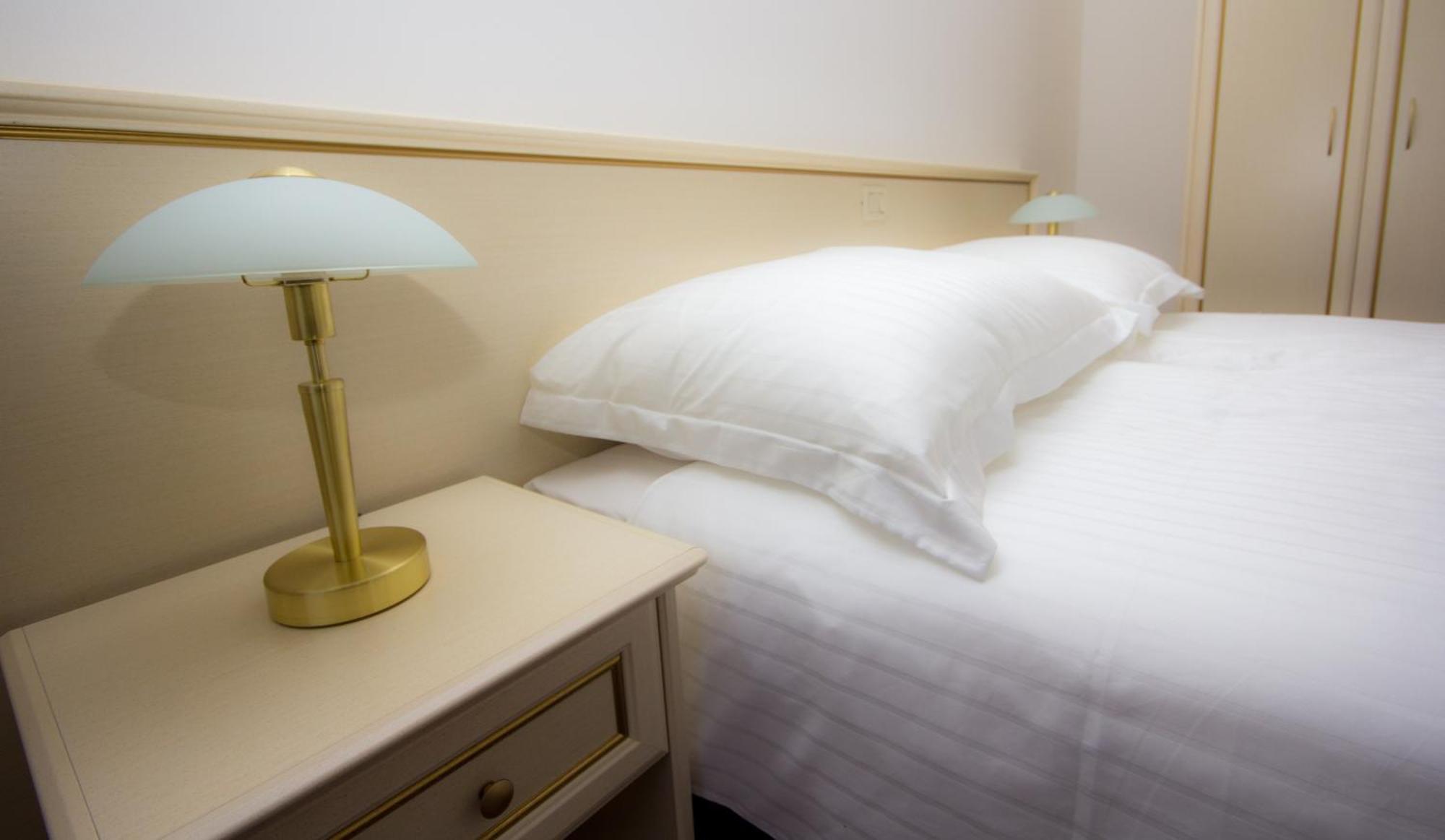 Guest House Sterk โนวาโกริคา ภายนอก รูปภาพ