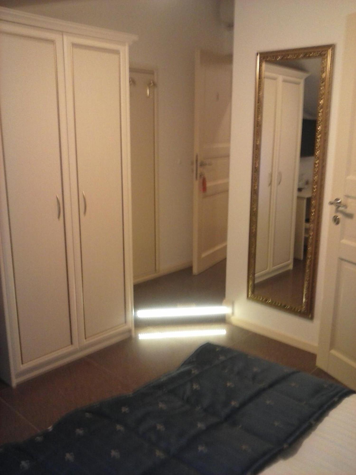 Guest House Sterk โนวาโกริคา ภายนอก รูปภาพ