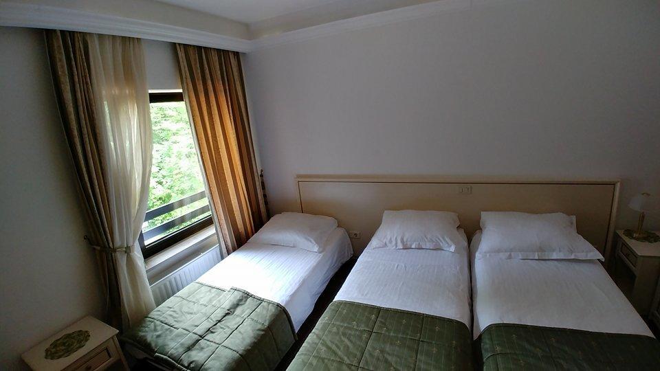 Guest House Sterk โนวาโกริคา ภายนอก รูปภาพ